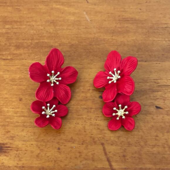 Boho Chic Hippie Red Hibiscus Tropical Pretty Flower Statement Post Earrings - Picture 3 of 8